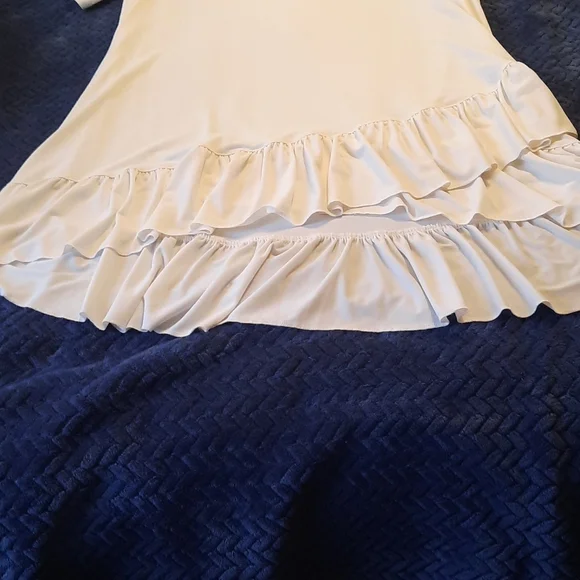 Ivory Ruffle Hem Blouse - Picture 2 of 3